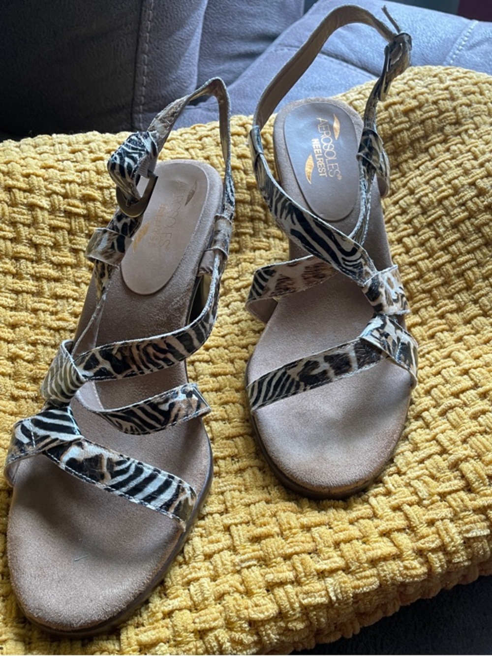 AEROSOLES Black and Beige Zebra-Print Strappy Sandals